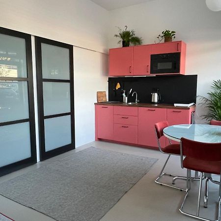 Studio 28A5 With Free Parking Place Amsterdam Exteriör bild