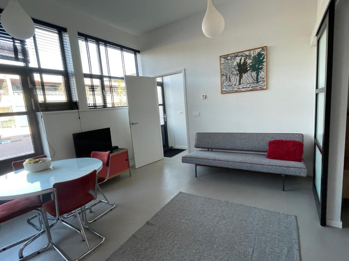 Studio 28A5 With Free Parking Place Amsterdam Exteriör bild